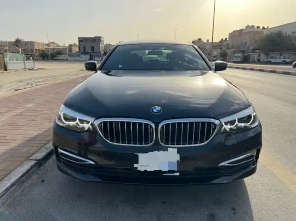 لا تفوت عروض الخصم الأضخم على وحش السيارات الألمانية في السعودية .. سيارة BMW حديثة بمواصفات خيالية وبسعر رخيص جدا​​​​​​